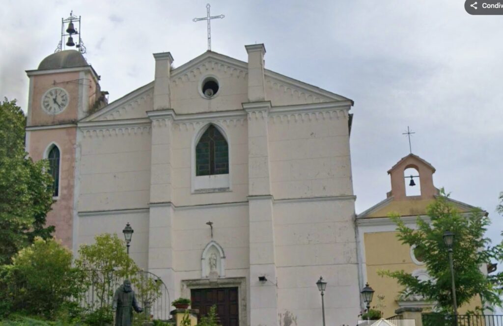 Chiesa foto VERGINE E MARTIRE MONTECORVINO PUGLIANO