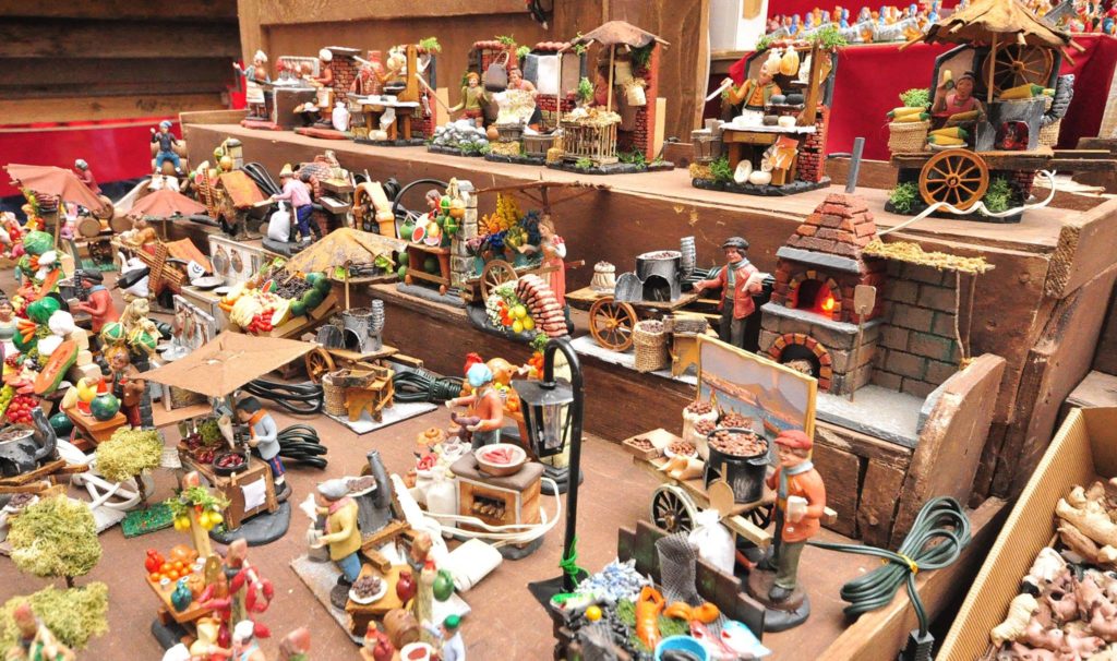 san gregorio armeno naples worth visiting craft workshops nativity figurines street narrow baroque church morning